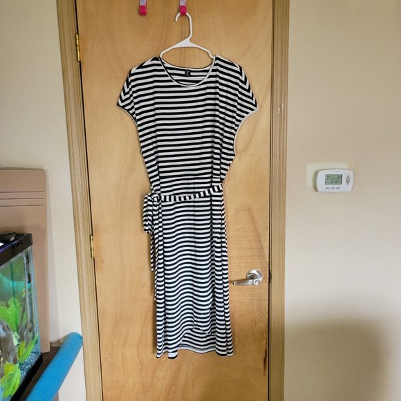 Shein Curve 4XL Dress Tulip Hem Black White Stripe - Picture 4 of 6